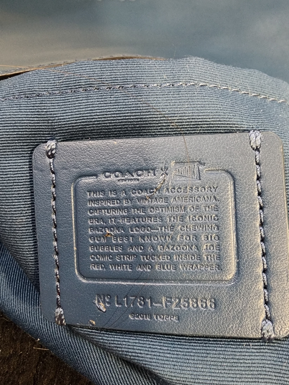 Coach Bazooka Embossed Logo Leather Wristlet- Great Condition. - Picture 4 of 7
